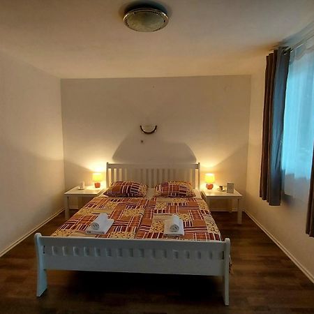 House Mesic Apartment Смолянац Стая снимка