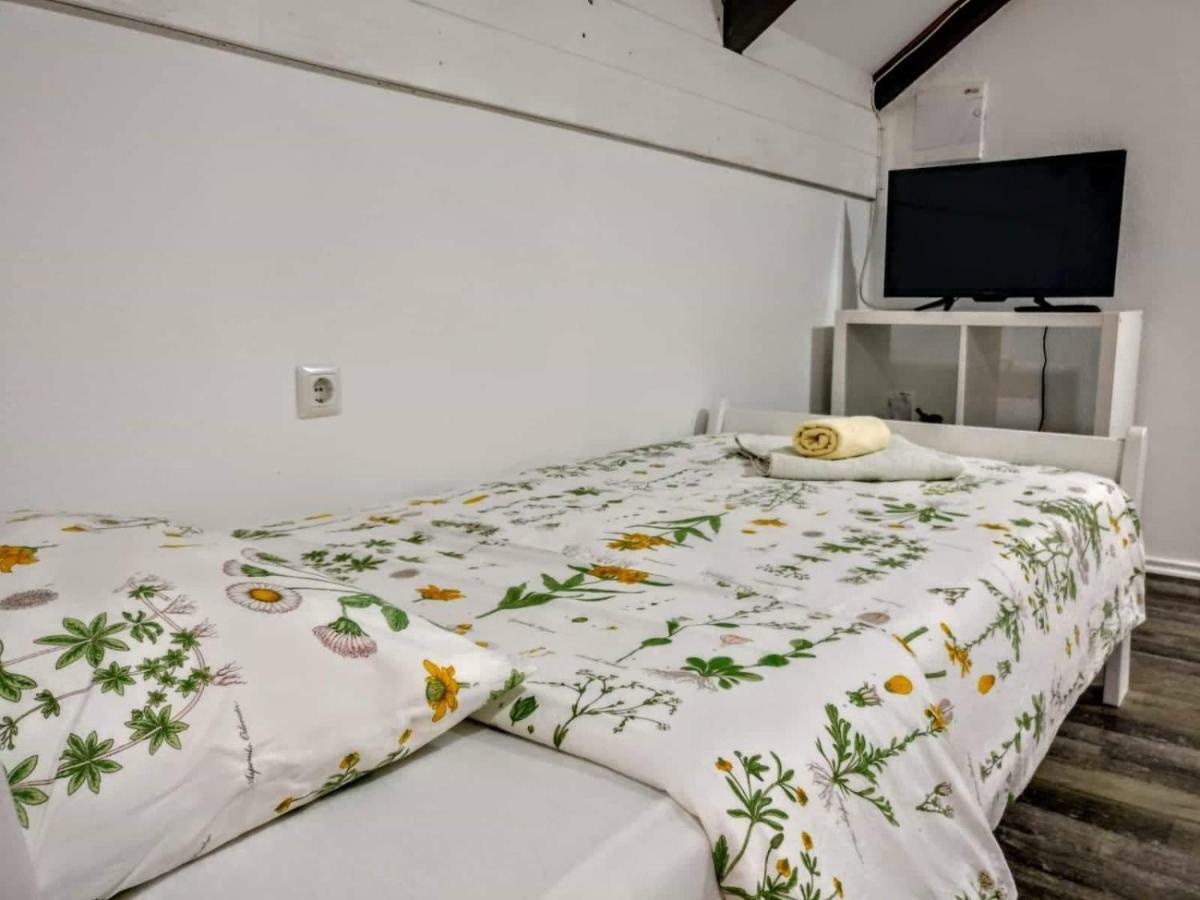 House Mesic Apartment Смолянац Екстериор снимка